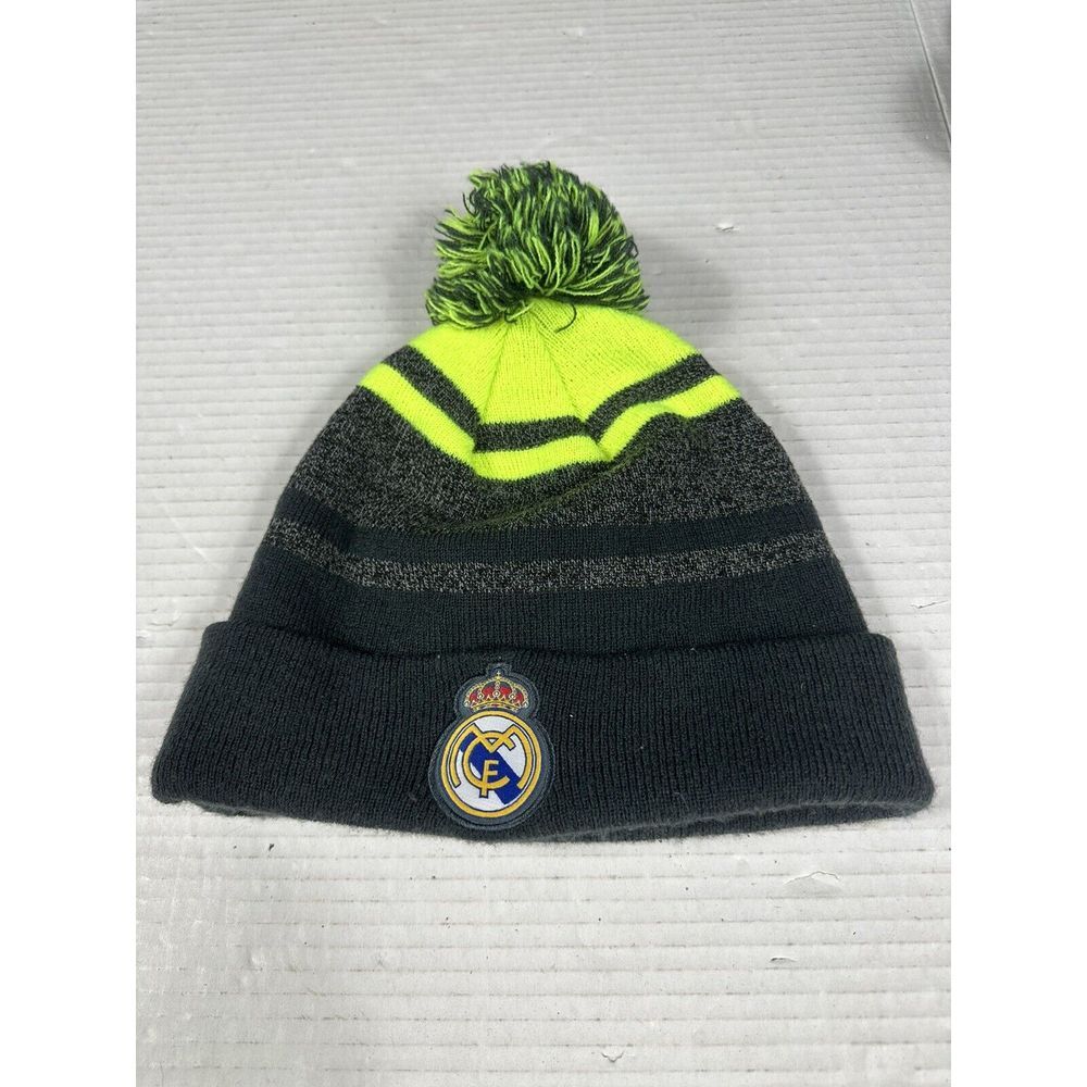 Real Madrid Beanie‎ Soccer Sports POM Cap Hat Gray and Neon Yellow New